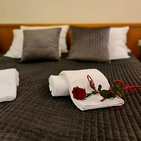 4 Zywioly Falenty Osrodek Konferencyjno-Szkoleniowy Raszyn Eksteriør bilde